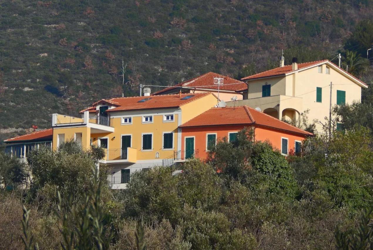 شقة Casa Di Claudia Arnasco المظهر الخارجي الصورة