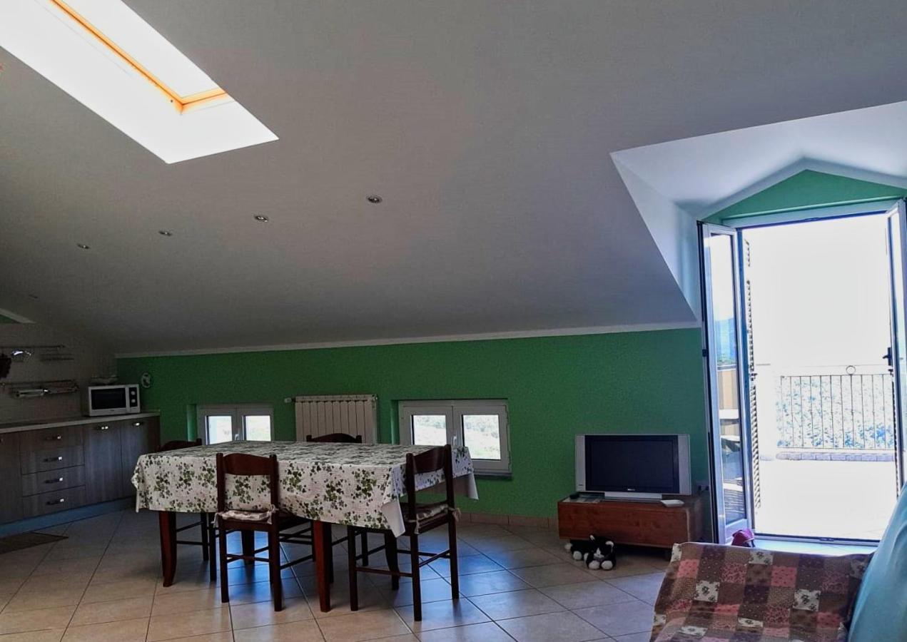 شقة Casa Di Claudia Arnasco المظهر الخارجي الصورة